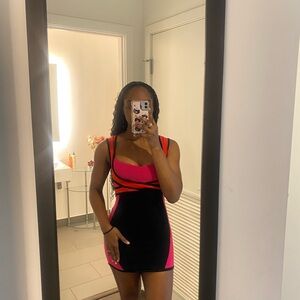 Elegant Black and Pink Bodycon Dress